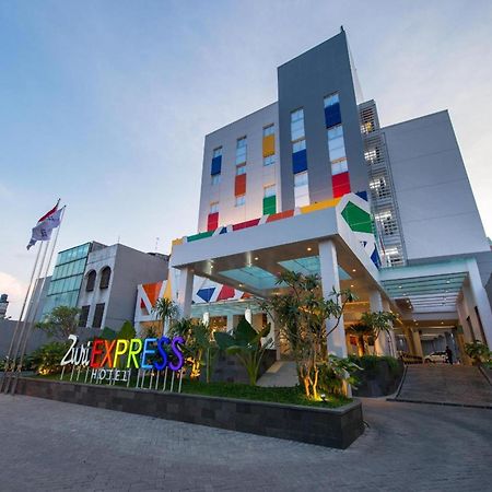 Hotel Zuri Express Mangga Dua Giacarta Esterno foto