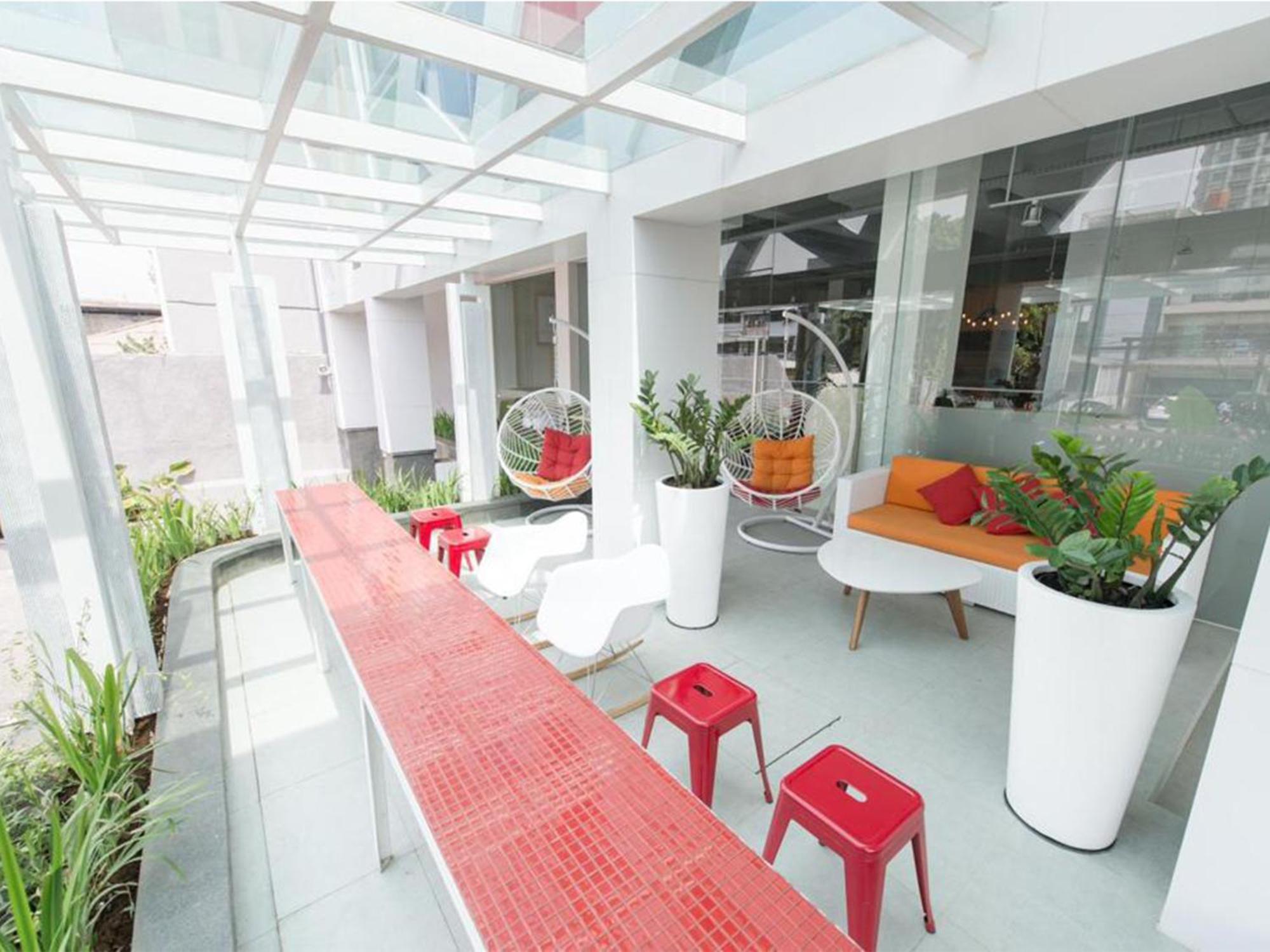 Hotel Zuri Express Mangga Dua Giacarta Esterno foto